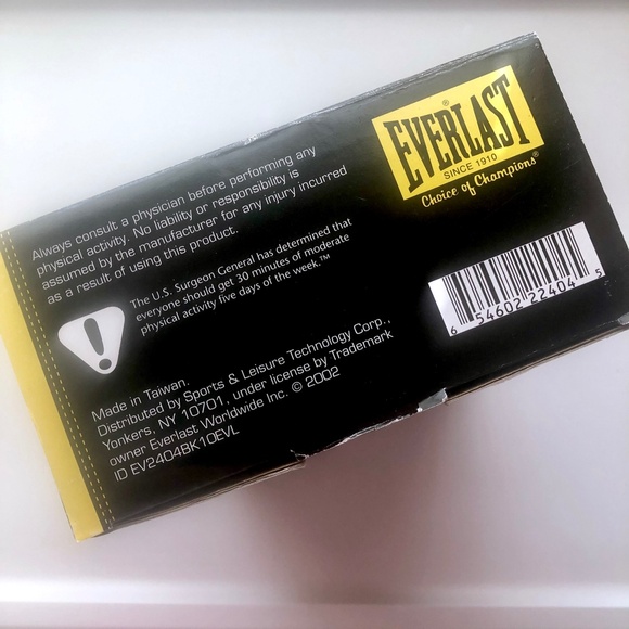 EVERLAST Pilates Resistance Tubing Set of 3 Bands + Exercise Fitness Guide - Picture 4 of 16